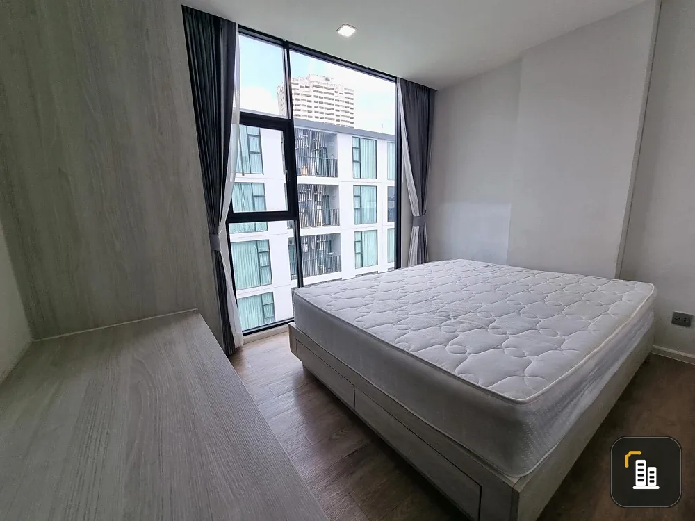 For rent: IVORY Ratchada 32, 7th floor, fully furnished. Book now!