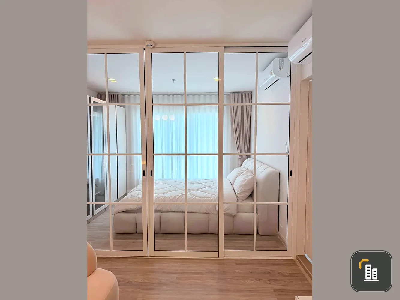 Condo for rent, Regent Home Bangna, separated rooms, perfectly divided into zones, great price, come book now, don't wait.
