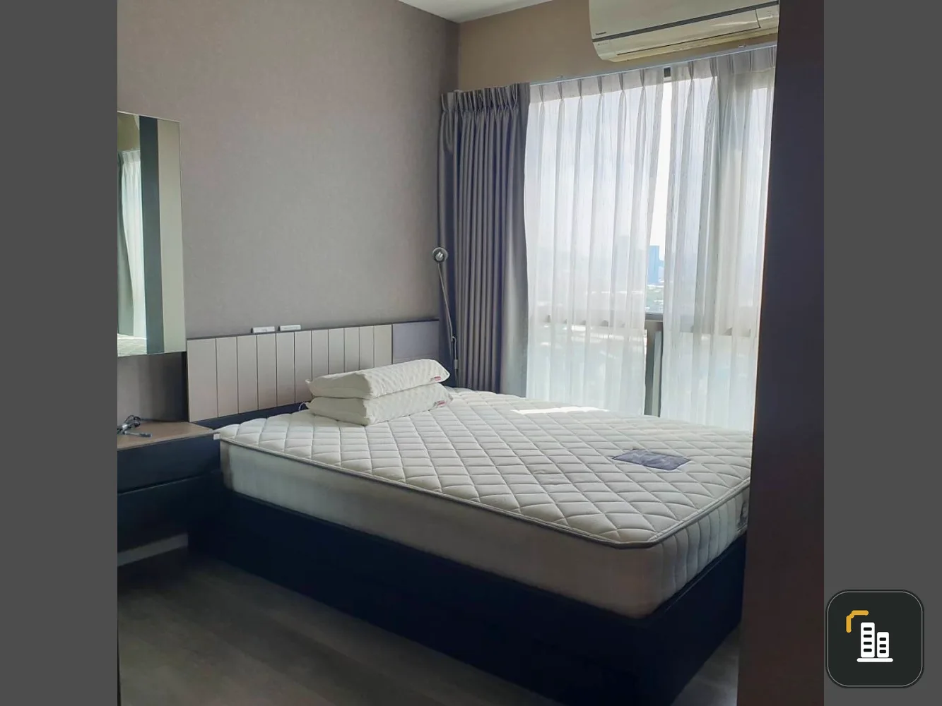 The Stage Taopoon Interchange Every convenience will surround you, a comfortable condo near the BTS.
