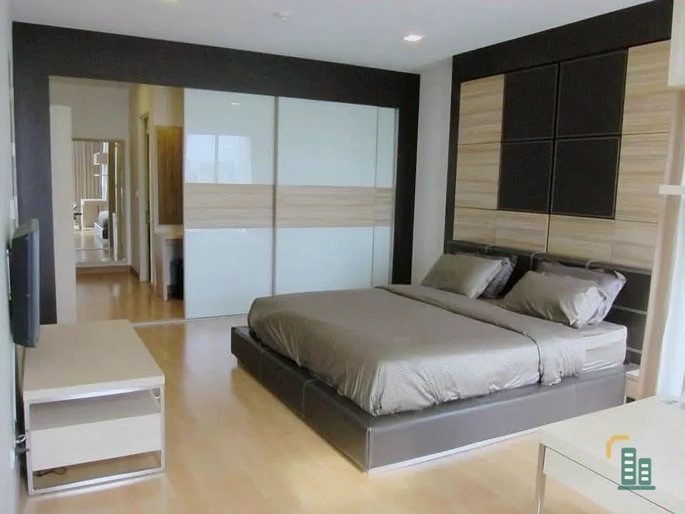 Rent a spacious unit at Nusasiri Grand. Maximize your living space and enjoy complete amenities. Book yours today!