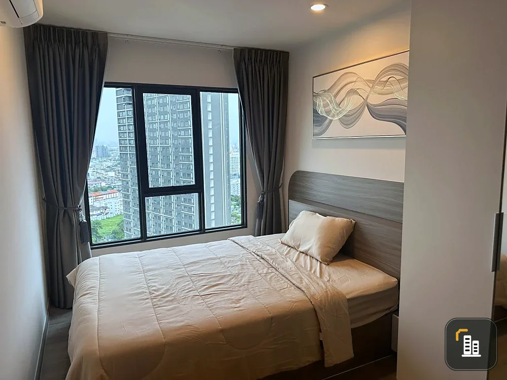 Condo for rent at Regent Home Wuttakat, 26th floor. High floor with great view, fully built-in furniture and amenities. Book now!