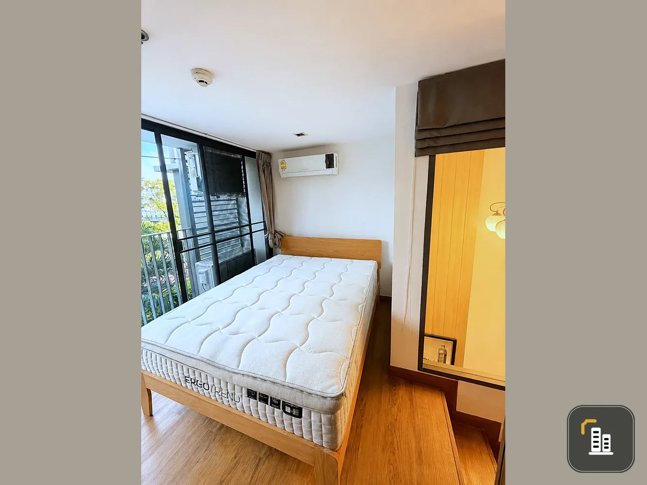 For rent: Ideo Mobi Sukhumvit, 4th floor, Duplex unit, fully furnished, very livable. Book now!