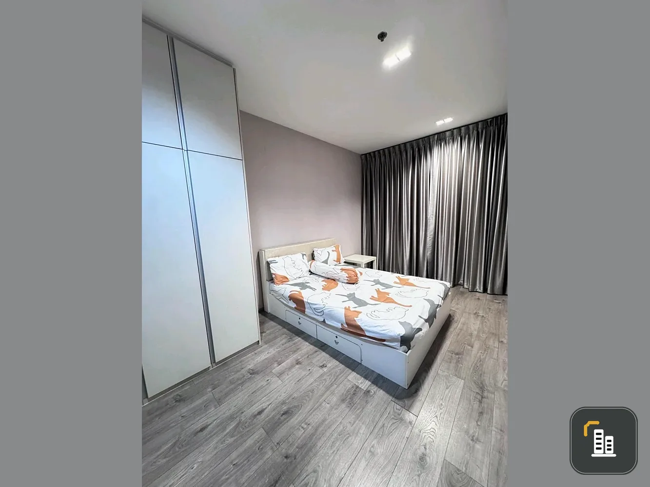 Selling Whizdom Avenue Ratchada-Ladprao, 25th floor, fully furnished unit. Ready to move in! Book now!