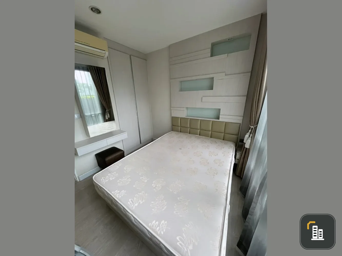For rent: The Sky Sukhumvit, 8th floor. Nice, fully furnished unit. Book now, don't wait!
