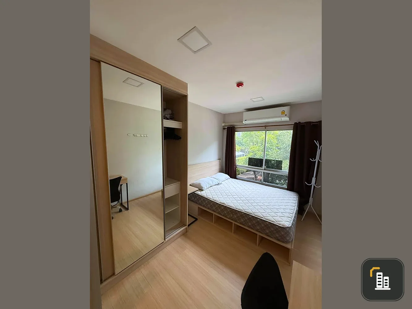 Plum Condo Rangsit Alive 1 for rent, 2nd floor, pool view, fully furnished, ready to move in. Book now!