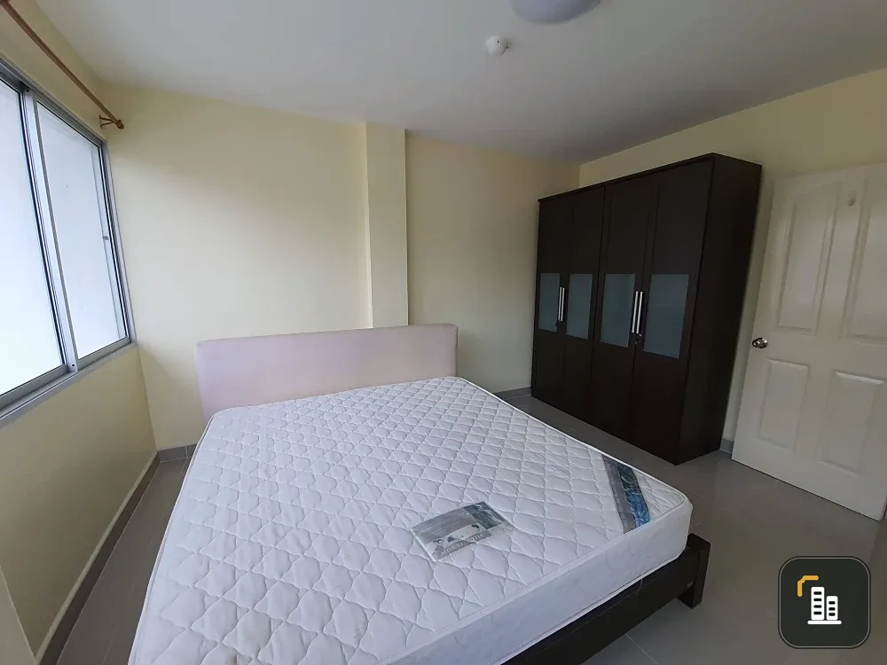 City Home Ratchada for sale. Fully furnished with all appliances. Ready to move in!
