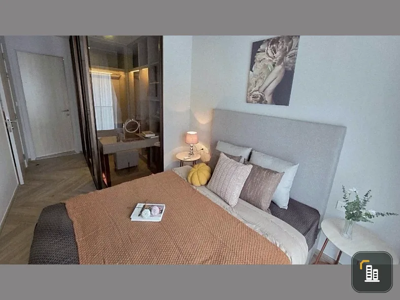 For rent: Chapter Thonglor 25, 7th floor, North facing, pool view, fully furnished, ready to move in. Book now!