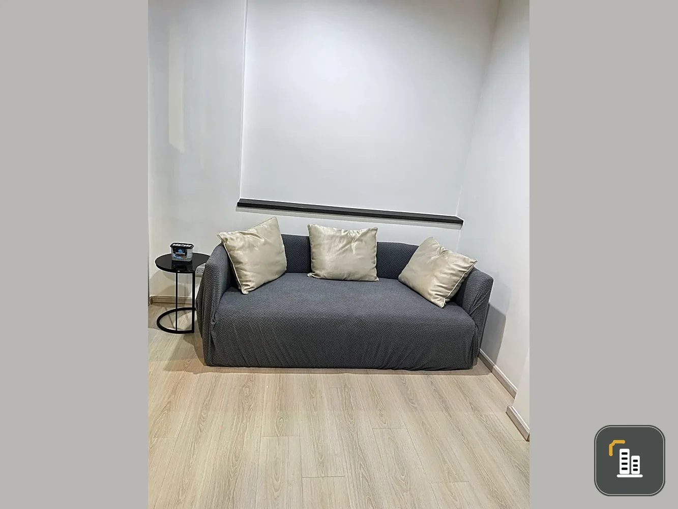 For rent: Life Ratchadapisek, 1 bedroom, 1 bathroom. Fully furnished. Don't miss out!