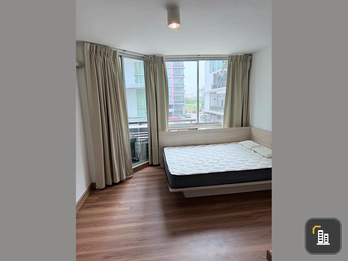 Swift Condo for sale, 2nd floor. Built-in furniture and complete furnishings. Book now, don't wait!