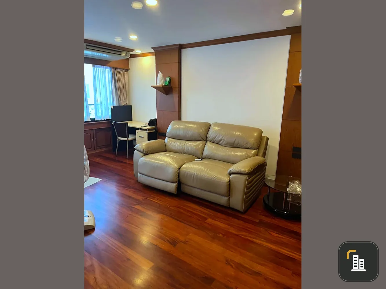 Condo for rent, Si Phraya Riverview, extra large unit, 29th floor, fully furnished, large enclosed kitchen, ready to move in immediately. Book now!
