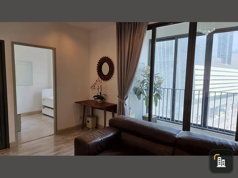 Selling Ideo mobi Rama 9, 9th floor, corner unit, fully furnished. Just bring your belongings and move in!