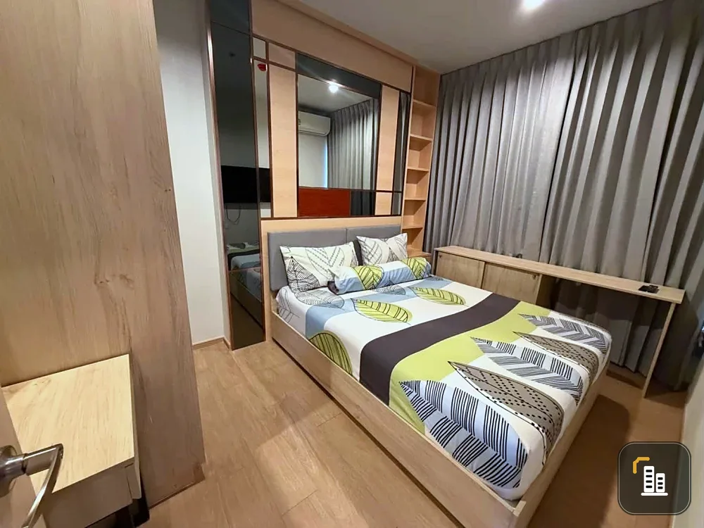 Common TU Condo for Rent - Nice Room with High-Quality Built-in Furniture Just bring your bags and you can move right in!