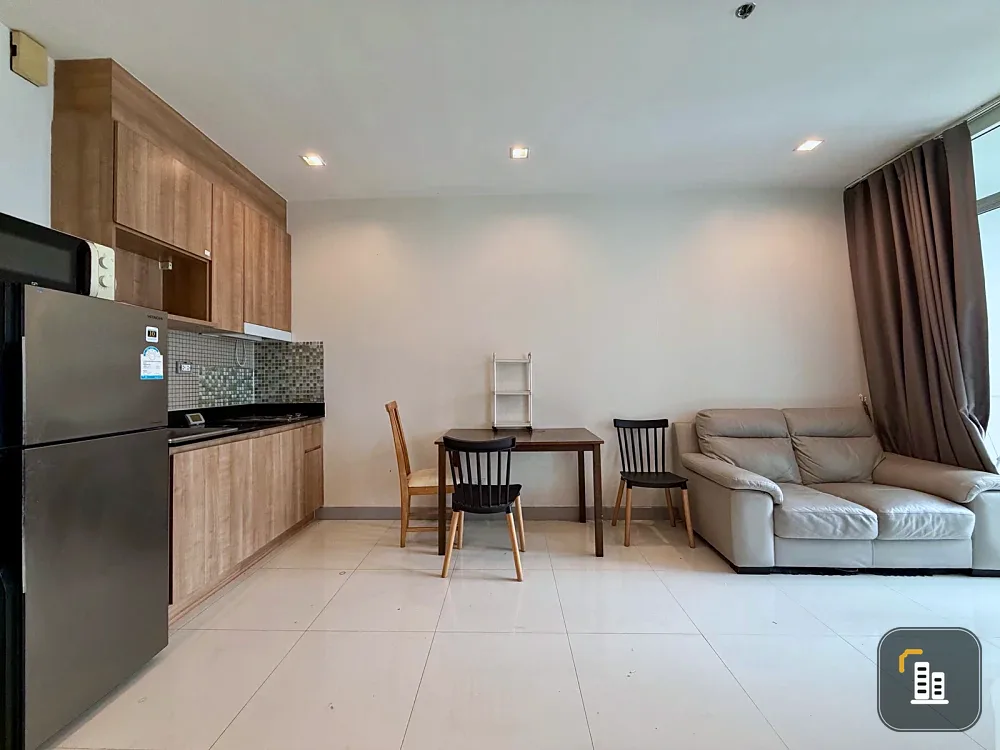 2-bedroom fully furnished condo for rent at Ideo Verve Ratchaprarop. Book now! Don't miss out!