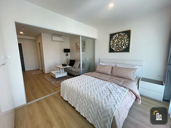 For rent: Lumpini Ville Charan-Fai Chai, 15th floor, beautiful fully furnished unit. Book now!