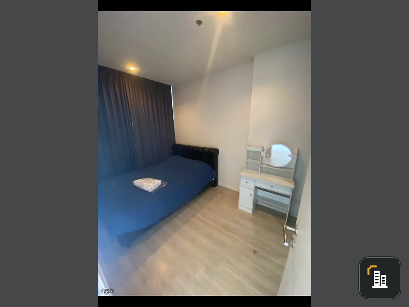 Selling Quinn Ratchada 17, 20th floor unit, fully furnished. Great location, convenient transportation. Book now!