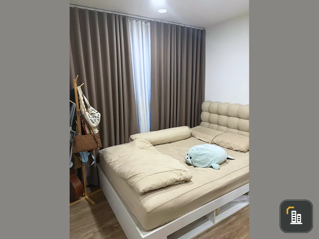 Flexi Suksawat condo for sale, 4th floor, with enclosed kitchen and balcony, fully furnished, ready to move in.