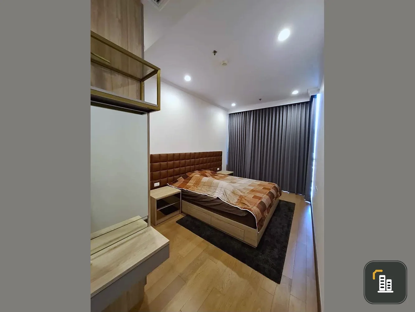 For rent: Supalai Elite Surawong, spacious room with ample living space, fully furnished. Just bring your suitcase and move in!
