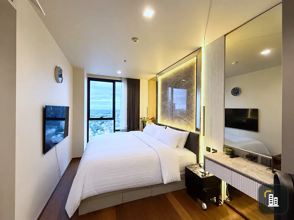 For rent: Ideo Q Sukhumvit 36, high floor, beautiful room, fully furnished. Book now, don't wait!