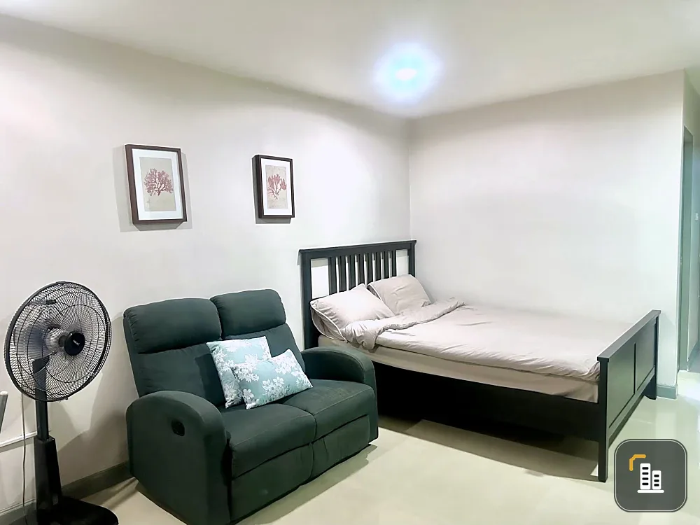 For Sale: Regent Home 4 Sukhumvit 85, 4th-floor studio unit. Convenient location near the skytrain (BTS) with easy access to dining options. A must-bo
