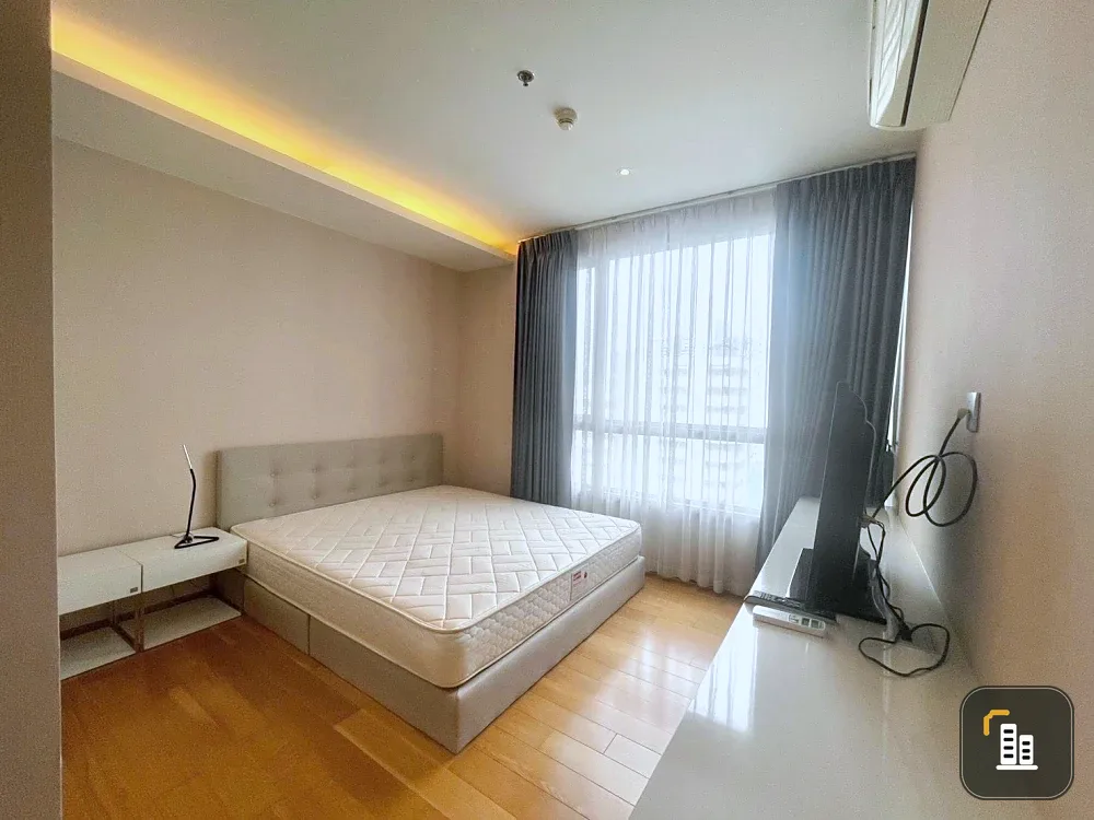 For Rent: H Condo Sukhumvit 43 – 2 bedrooms, 2 bathrooms, and incredibly spacious living area. You’ll regret missing out on this one!