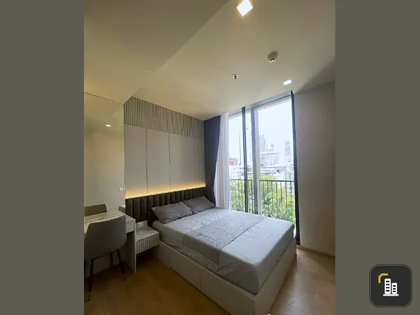 For Sale: Noble Around Sukhumvit 33 – 6th Floor, Corner Unit. Fully furnished and inviting. Book now—act fast!