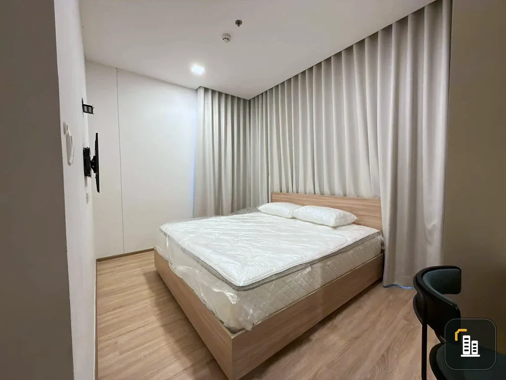 Urgent sale! XT Phayathai condo—spacious, comfortable, and offering ample living space. Fully equipped with complete facilities. Snap it up now!