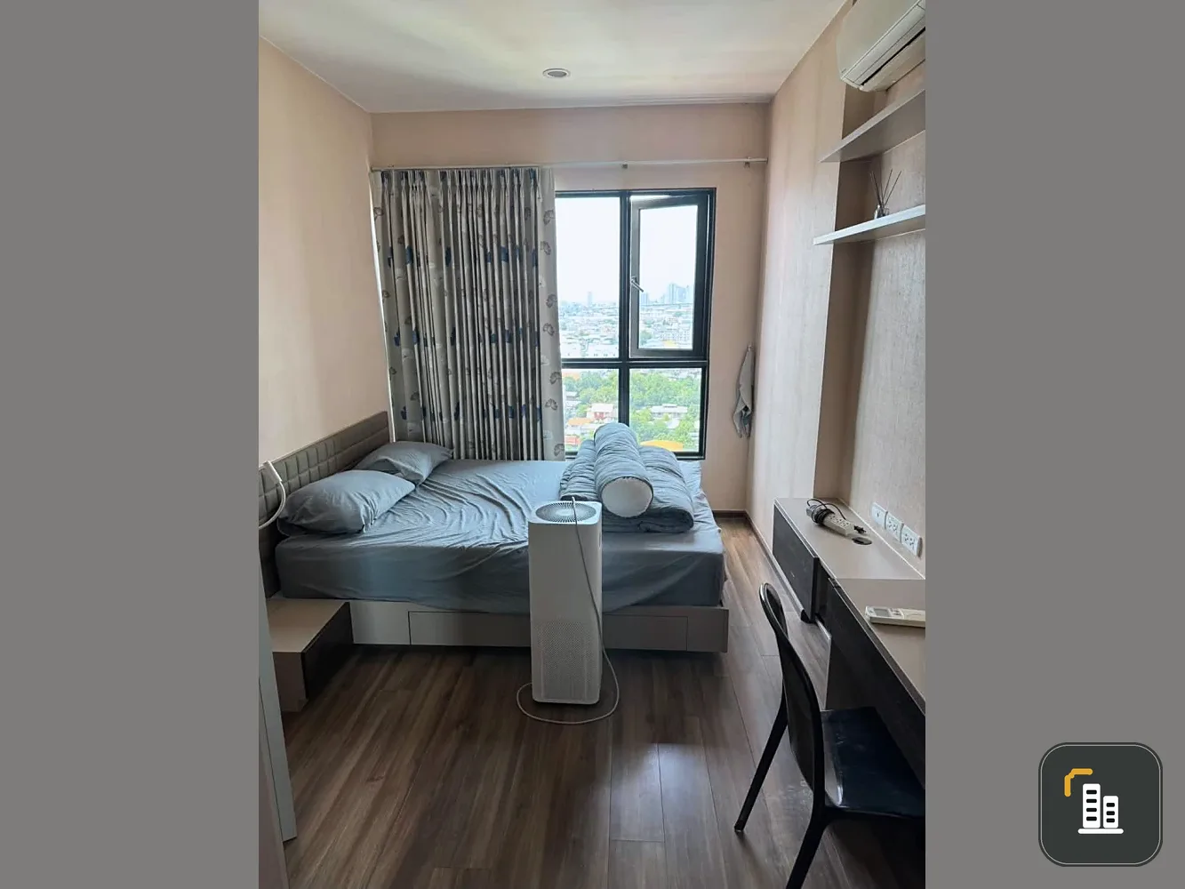 For Sale | Teal Sathorn-Taksin | 17th Floor | Near BTS Wongwian Yai