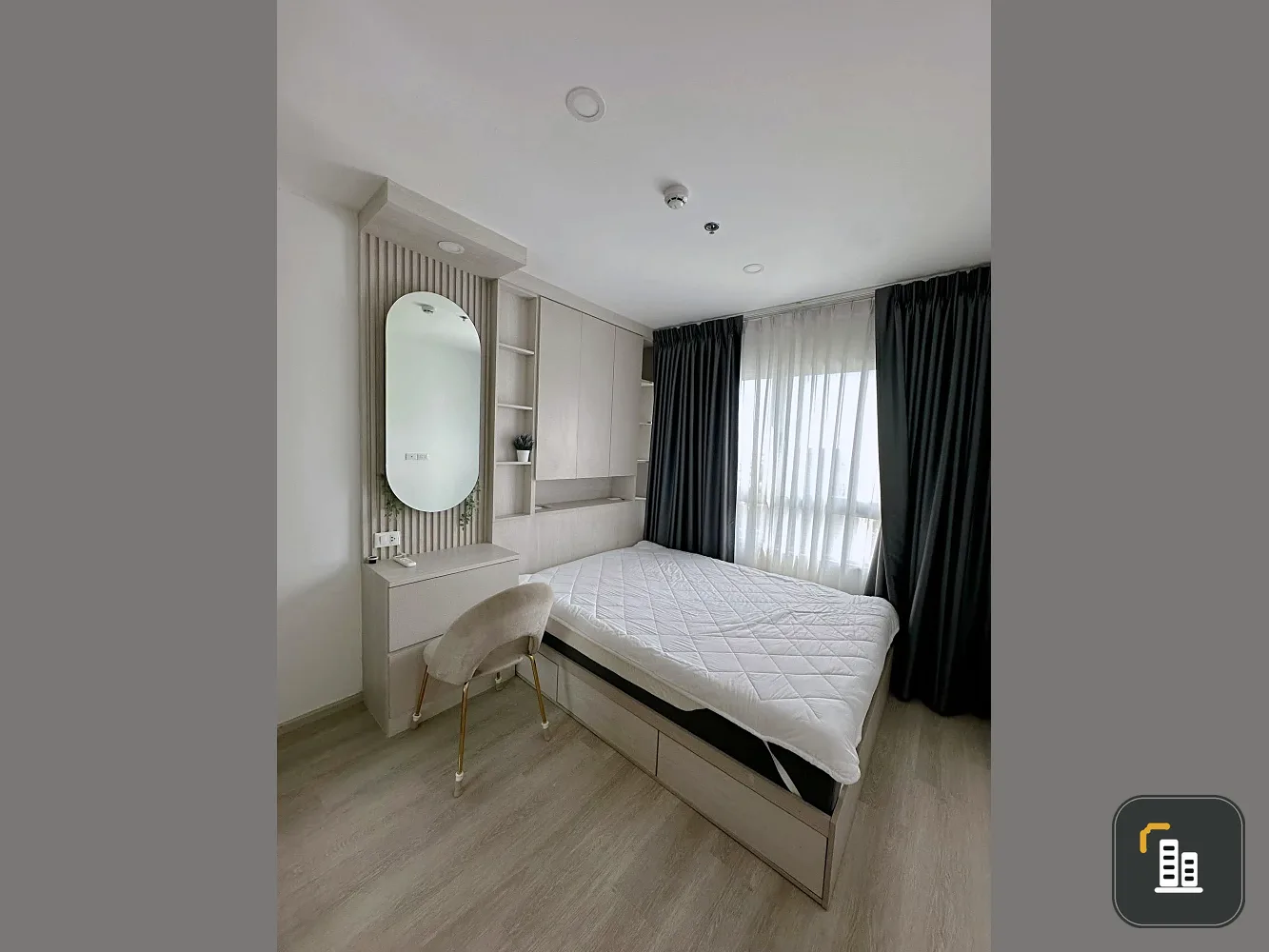 For rent: Elio Sathorn-Wutthakat, 1 bedroom, 1 bathroom, fully furnished. Just bring your bags and move in!