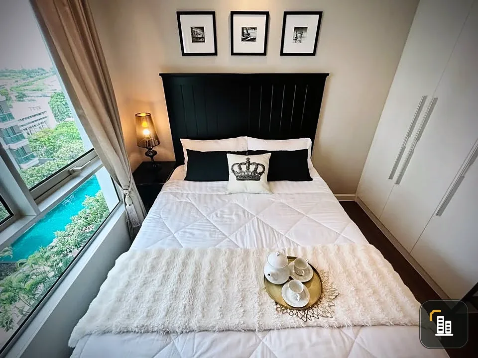 Belle Grand Rama 9 | Spacious 3-Bedroom Residence with Pool View in New CBD