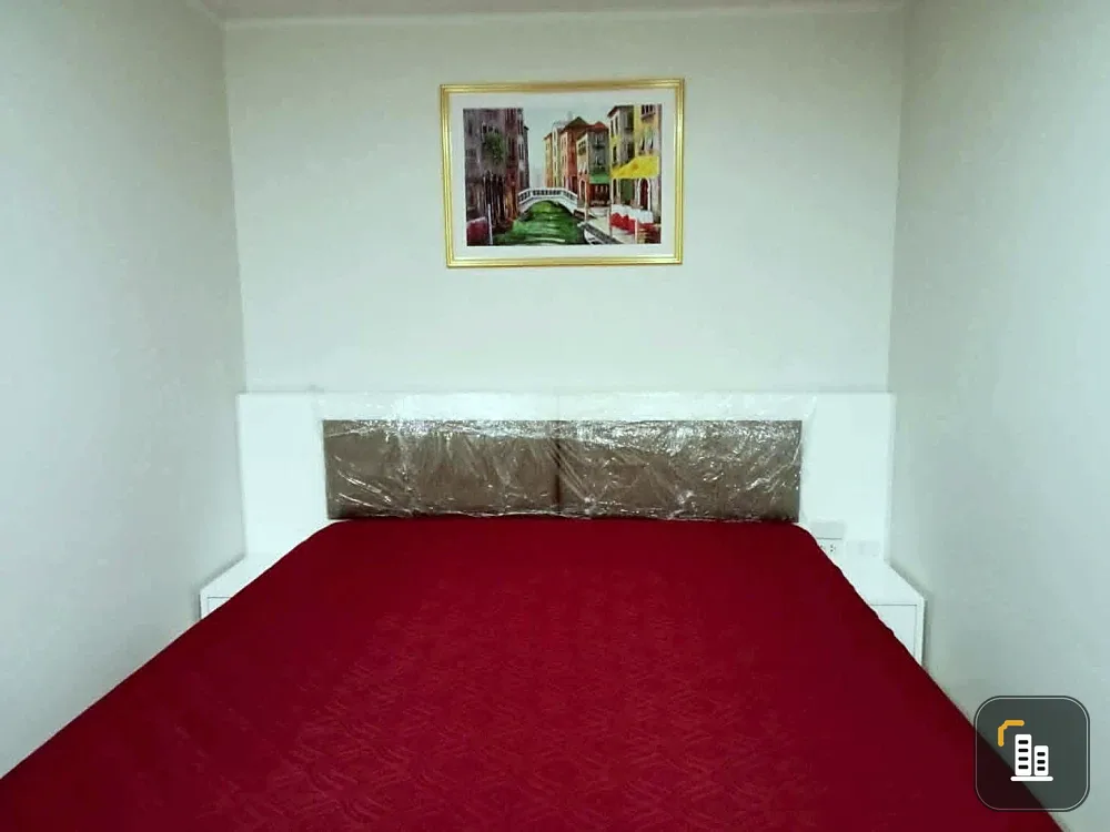 For Sale: U Delight 2 Bangsue Station. Spacious, inviting unit with a beautiful view and complete built-in furnishings. A must-see!