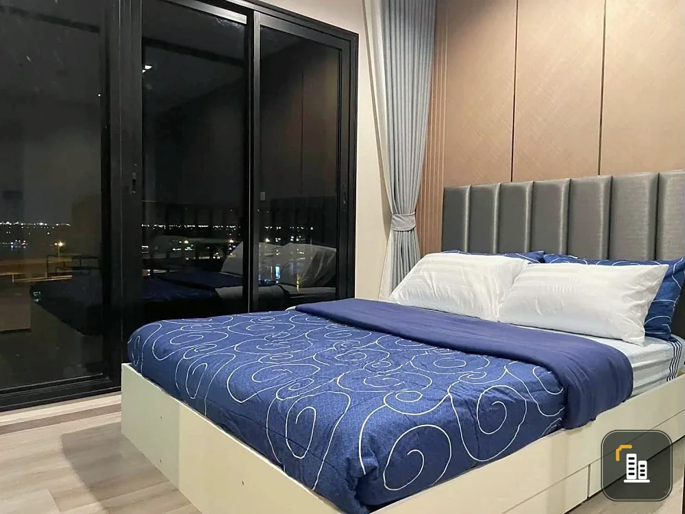 For Rent: The Politan Rive, 14th Floor. Features Chao Phraya River and city views. Fully furnished and inviting—book now!