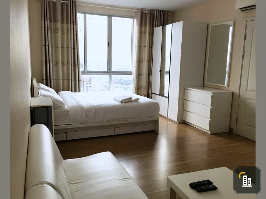 The room is ready to move in. Fully equipped. Very beautiful view. Eat wind and see the view. So happy. Condo for rent at The Tree Bang Pho Station.