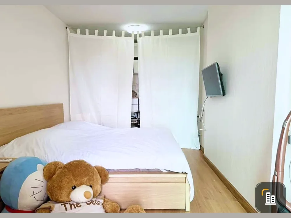 Urgent sale! Supalai Vista Ha Yaek Pak Kret. Spacious, comfortable unit with ample living area—secure yours today.