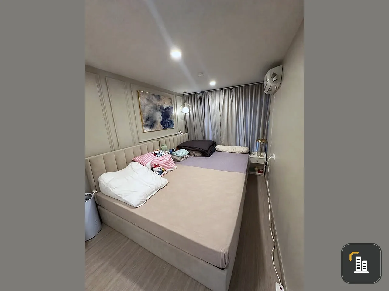 For Sale: Aspire Asoke Ratchada. Spacious unit with ample living space. Secure your ownership today—don't miss out!