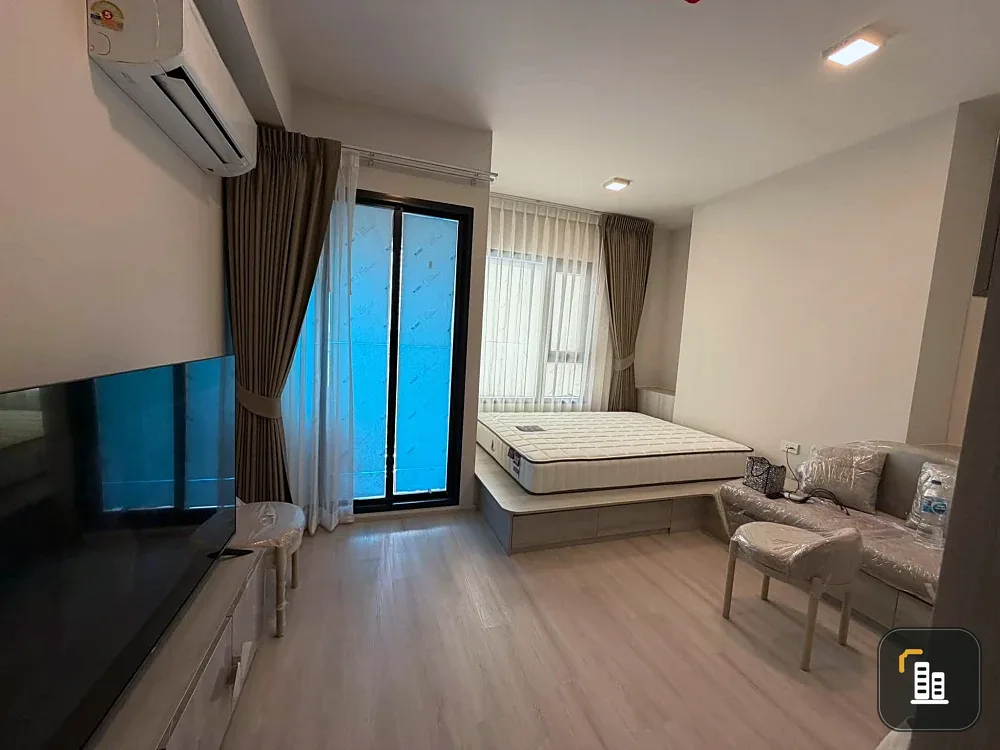 Studio condo for rent at COBE Ratchada-Rama 9, located on the 3rd floor and fully equipped with amenities—this is an opportunity you shouldn't miss.