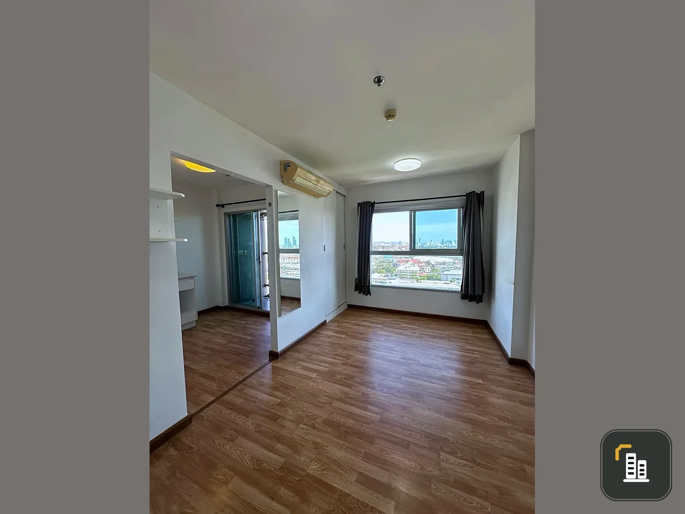 For Sale: The Trust Condo South Pattaya—a condo with beautiful views and a prime location right on Sukhumvit Road! Snap it up now!