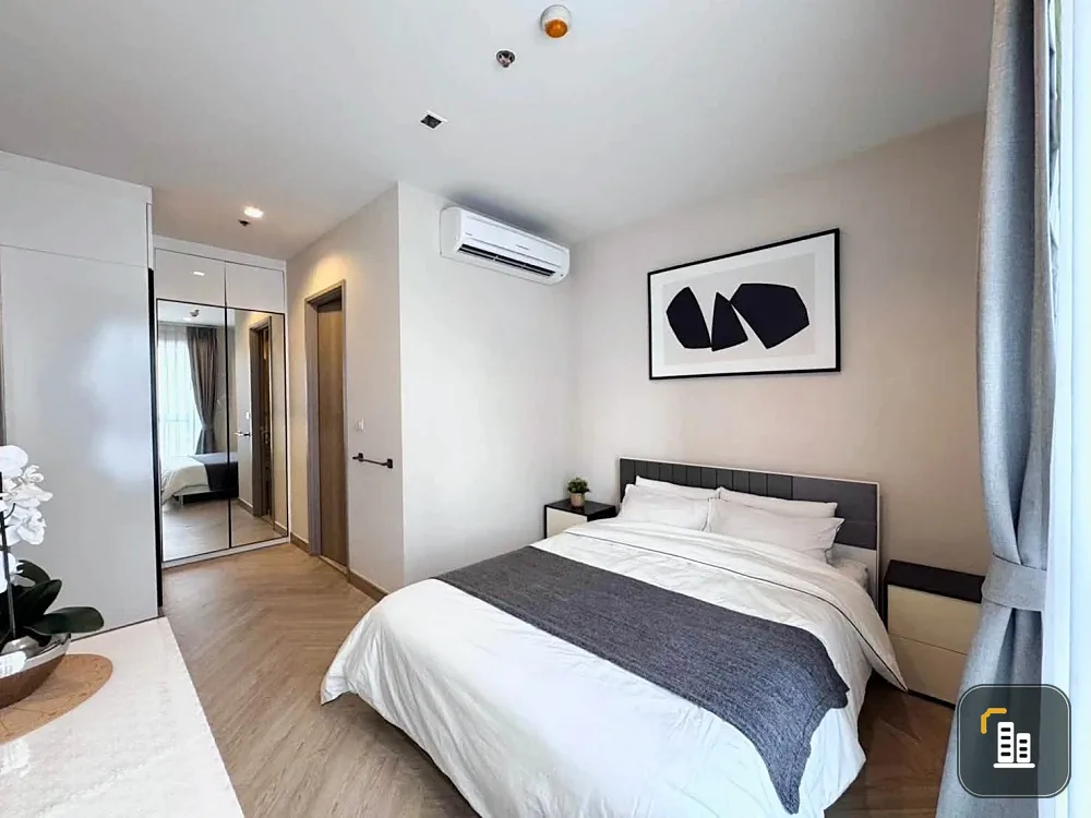 For sale or rent: HQ Thonglor. Spacious rooms with ample usable space, coordinated interior design, and fully furnished. Don't miss out!