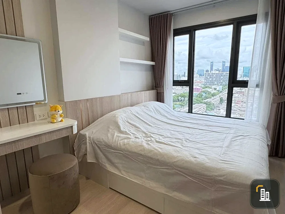Condo for rent at ASPIRE Vibha-Victory. Move-in ready unit on the 19th floor offering high-rise views. Quiet, well-partitioned layout. Book now—don't