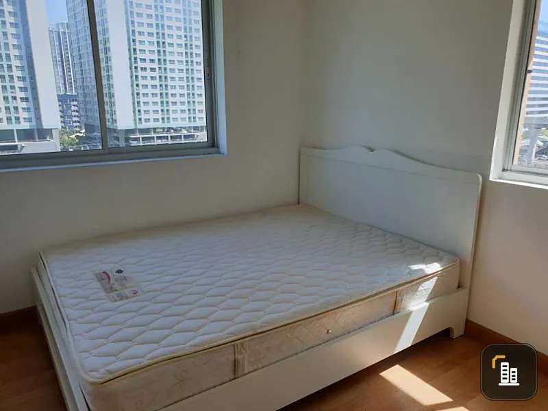 Urgent sale, Supalai Rattanathibet, corner room, pool view, beautiful room, like new, can invest, live by itself, hurry up