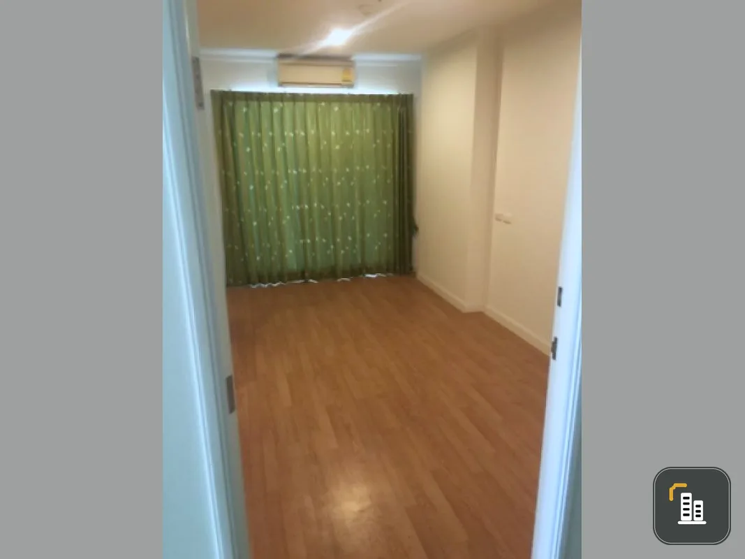 Condo for sale, Lumpini Phibun Songkhram River View, airy room beautiful city view If you see this, you need to grab it.