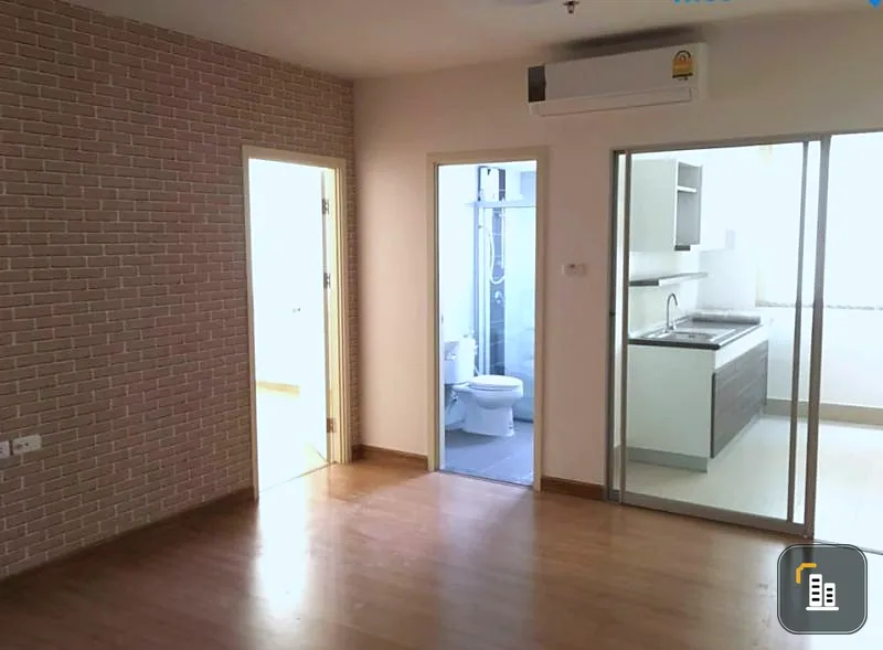 Sale Supalai Vista Tiwanon Intersection, empty room, balcony facing south, no building block, buy now, don't wait.
