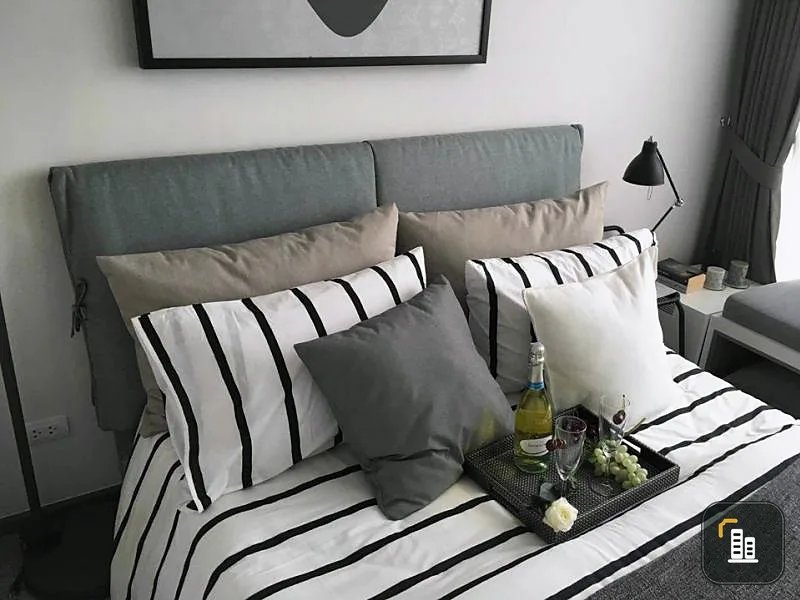 Sale Sale Rattanathibet, beautiful decorated room, black-gray, classic style, very livable, high view, shady atmosphere