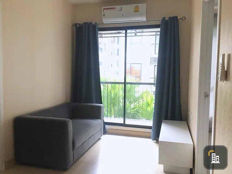Big rooms have arrived. 2 bedrooms are very rare. Let me tell you. If you are slow, you will miss it. The room is fully furnished and ready to move in. Rent The Privacy Rewadee