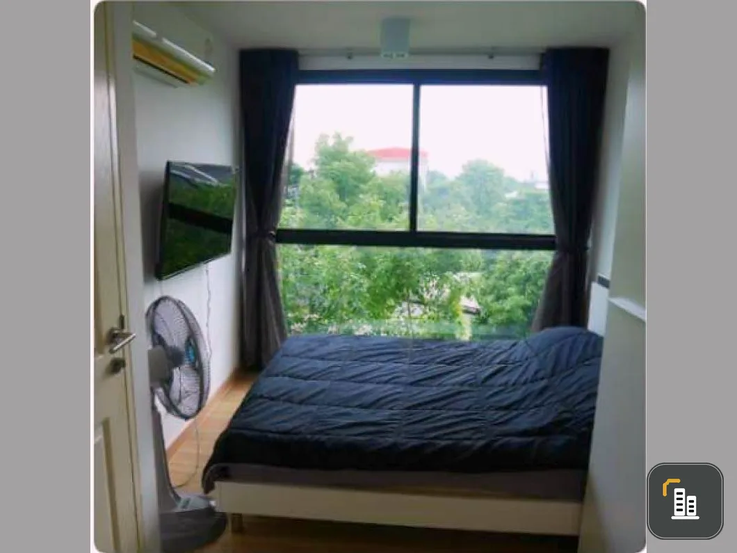 It has arrived. I want to sell. Chateau in Town Phaholyothin 32 condo. Sold with furniture. Only one bag can go in.