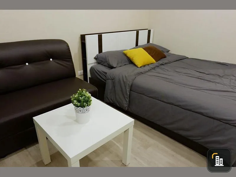 Plum Condo, Central Station, for rent, has everything Carry the bag ready. Hurry before it slips away.