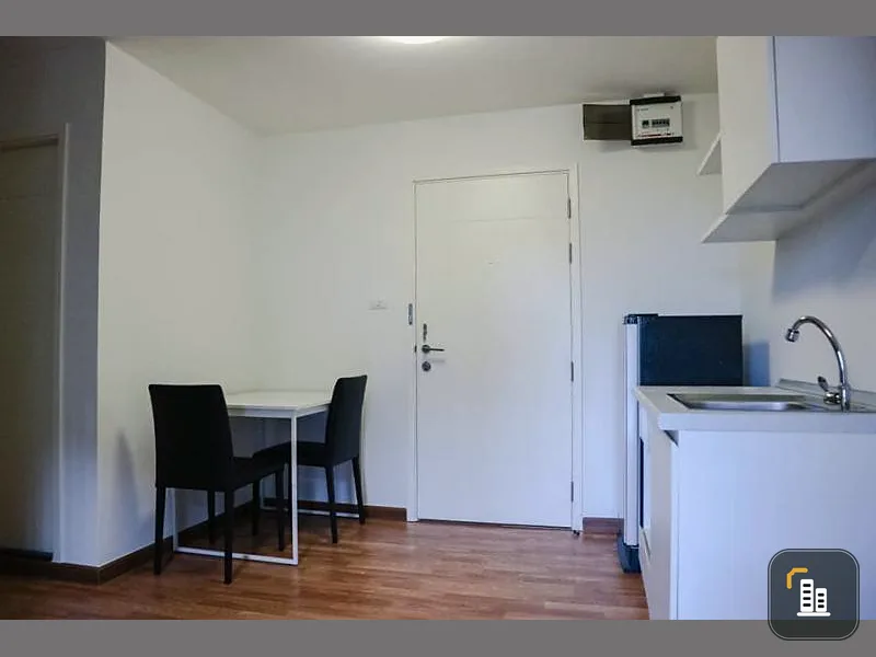 Great value for sale, The Trust Condo Ngamwongwan, size 30 sqm., complete facilities. Worth this. Buy it quickly.