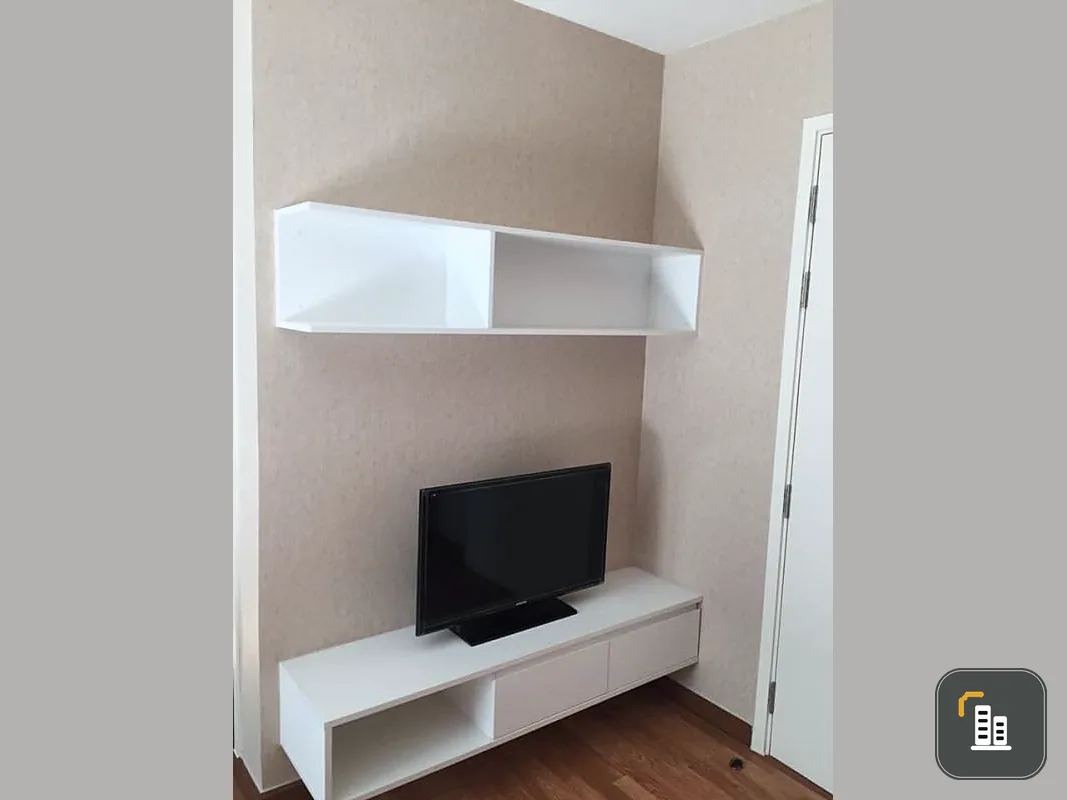 Urgent sale, The Trust Condo Ngamwongwan, fully furnished room, ready to move in. Quiet atmosphere, very pleasant, move quickly