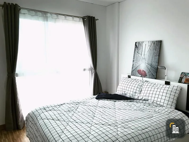 SALE The Iris Bangyai Nice room, good atmosphere. Buy and invest Buy it and live by yourself. Don't be slow. Buy it quickly.