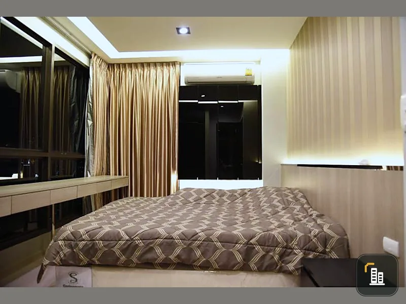 Condo for rent at Rhythm Sukhumvit 44/1 2 bedrooms, 1 bath, beautiful decorated room, fully furnished, ready to move in.