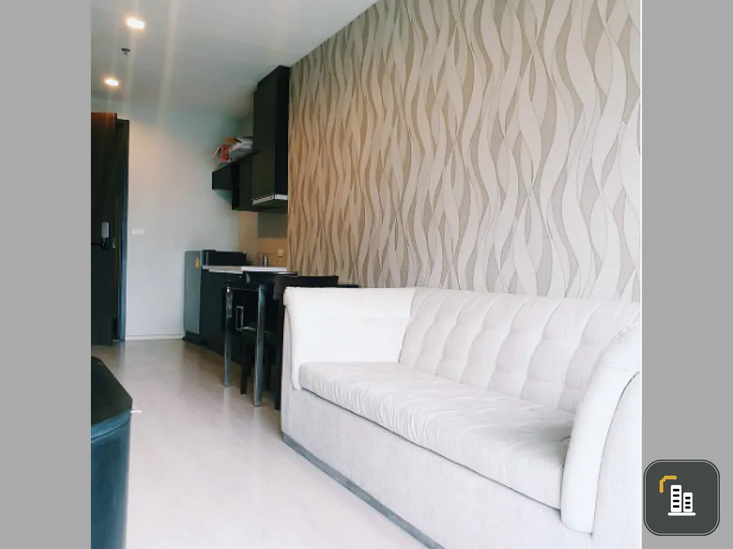 Condo for sale at Rhythm Sukhumvit 44/1, 1 bedroom, 1 bath, fully furnished room, ready to move in, beautiful view, very cheap.